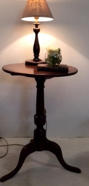 A very nice Oak Georgean Tilt Top table ca 1760
